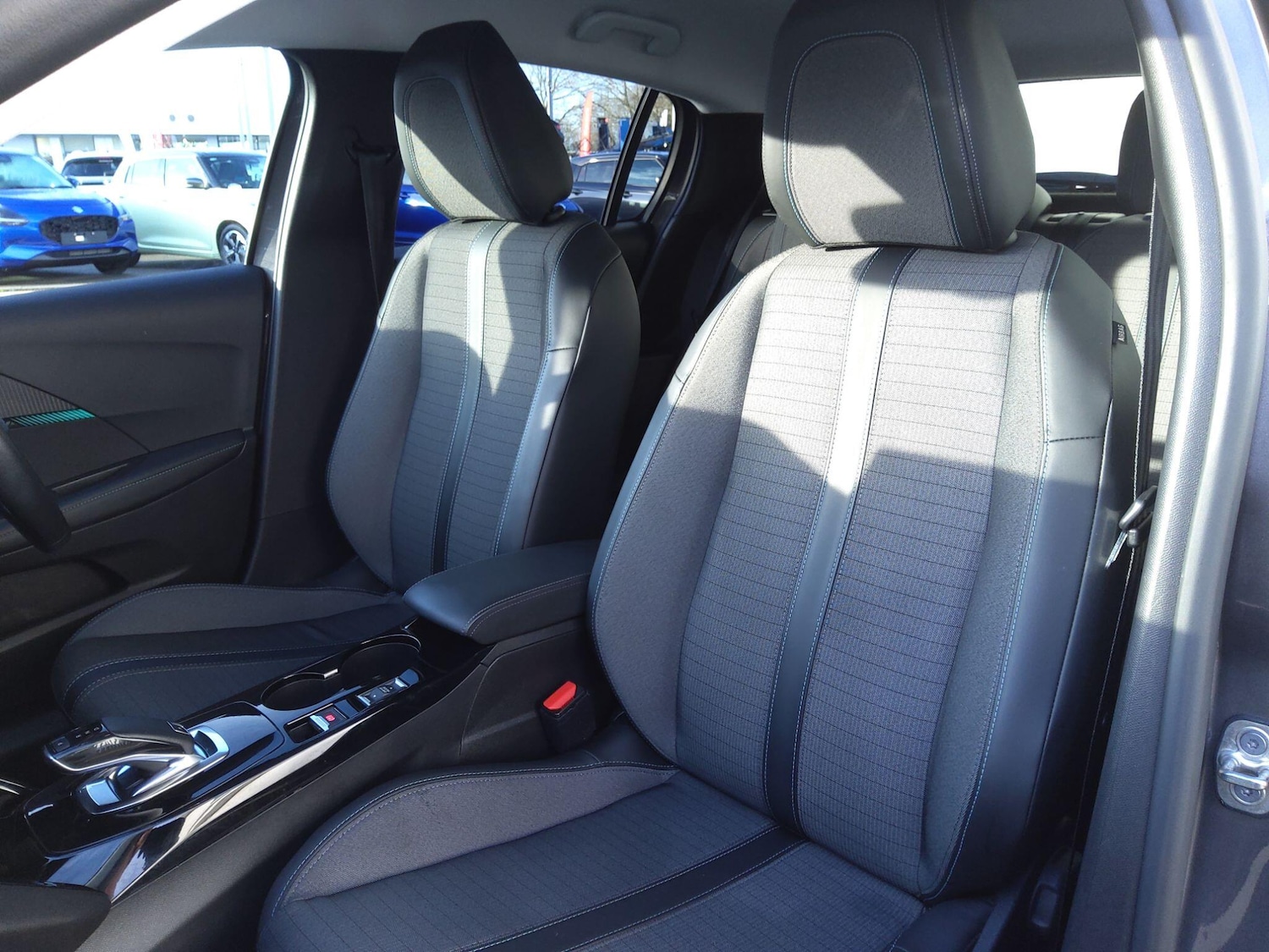 Used Peugeot 208 2020 for sale - 77191239: Photo 14