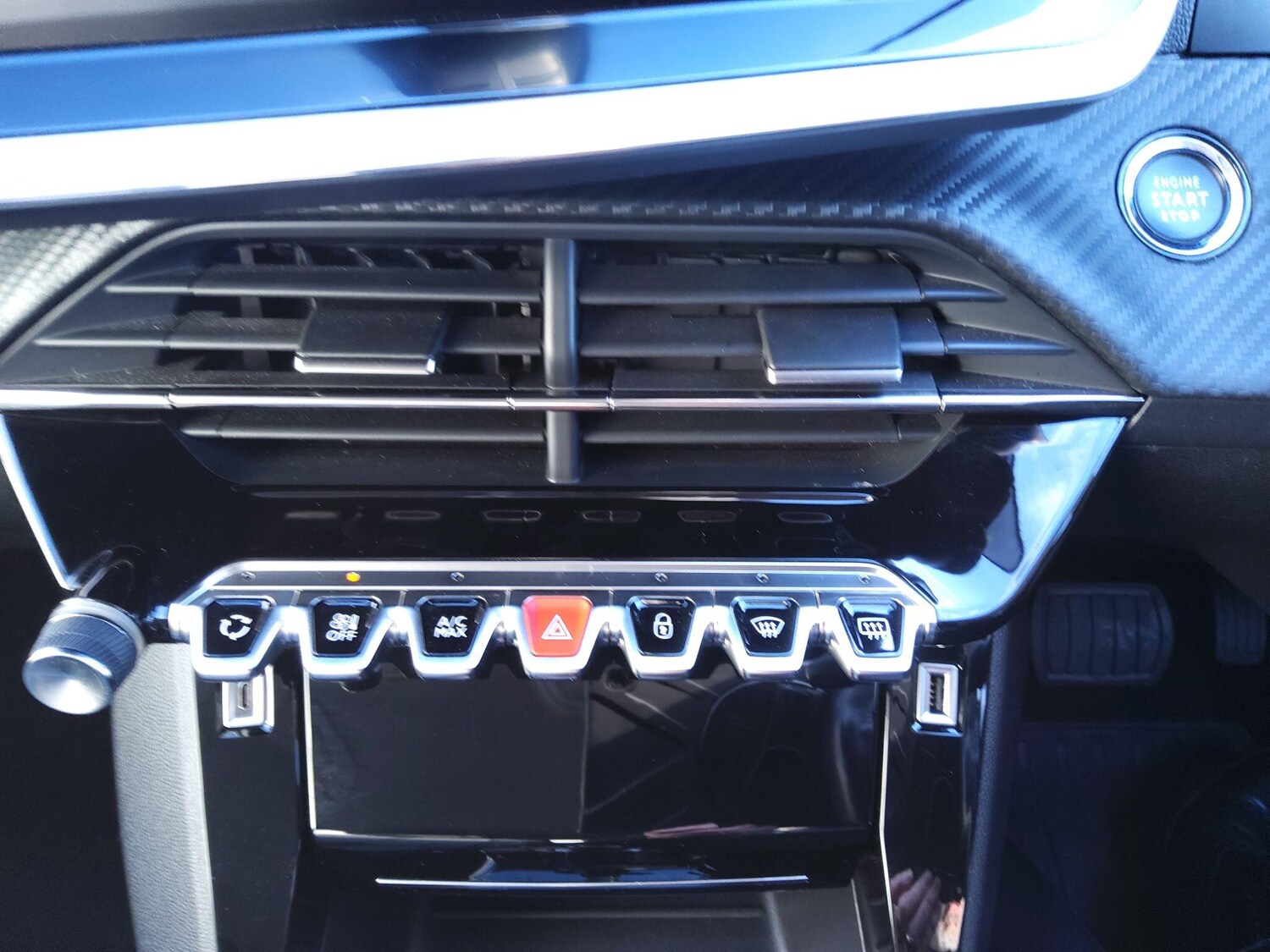 Used Peugeot 208 2020 for sale - 77191239: Photo 24