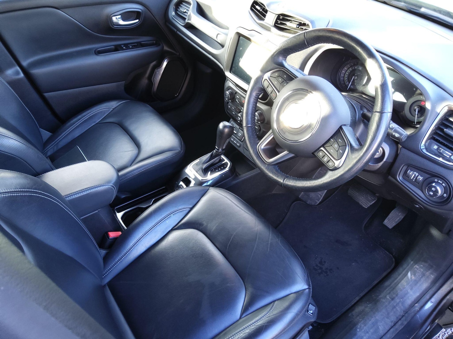 Used Jeep Renegade 2021 for sale - 77537237: Photo 28