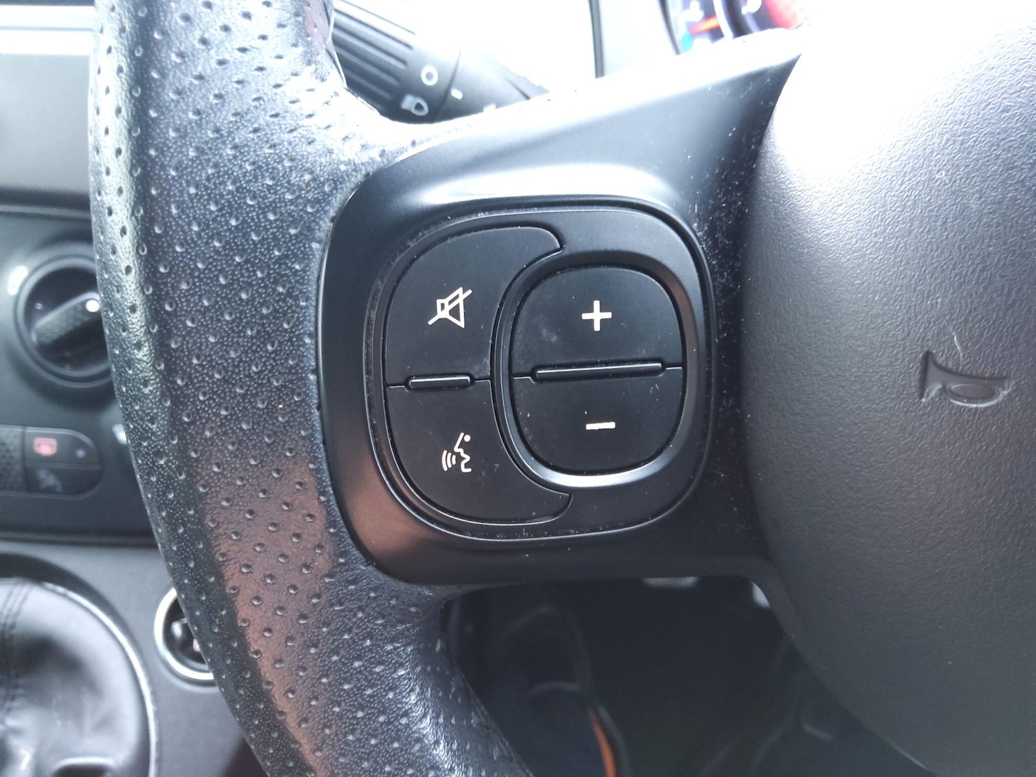 Used Abarth 595 2018 for sale - 78033982: Photo 16