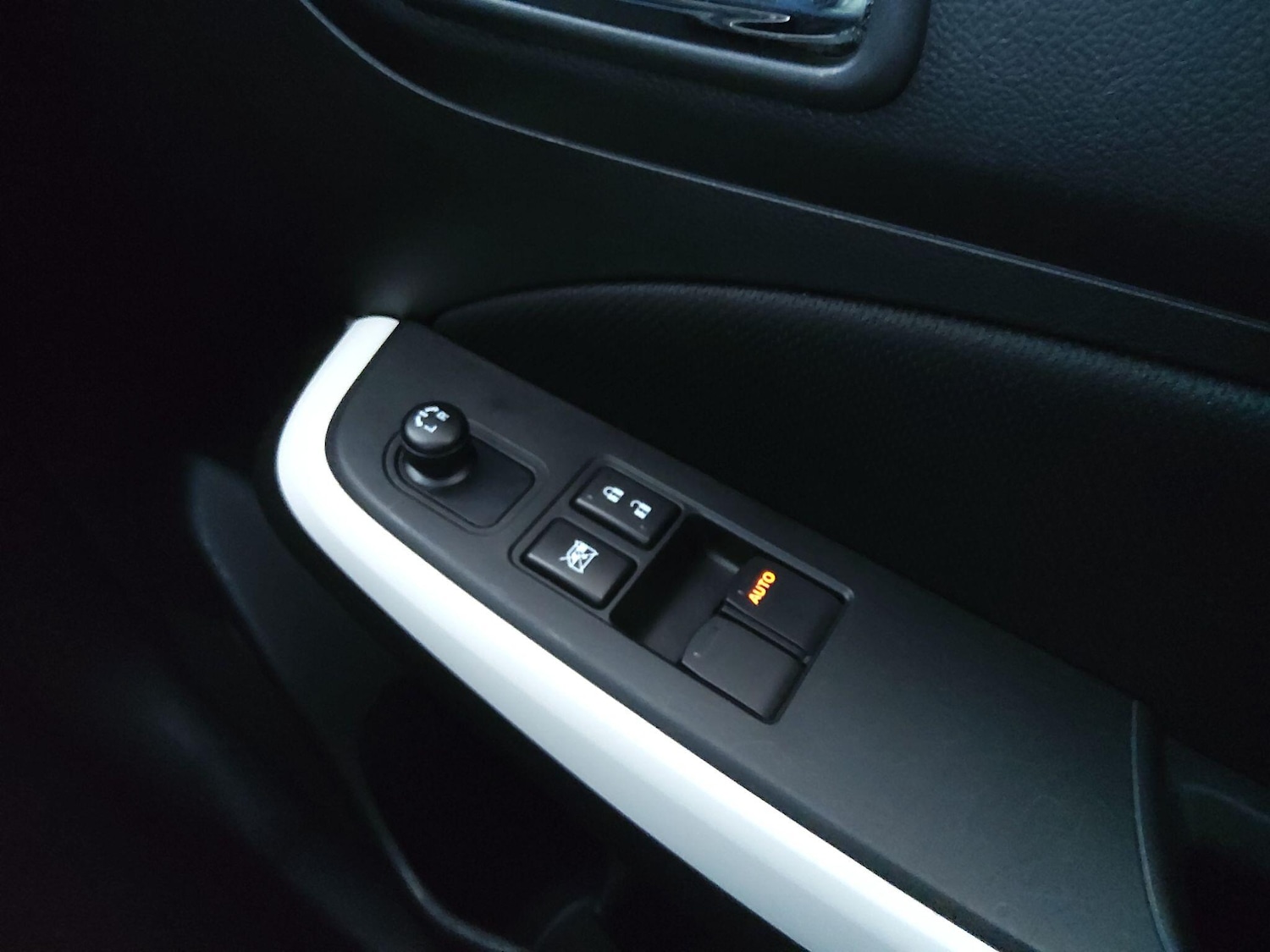 Used Suzuki Swift 2020 for sale - 77575093: Photo 12