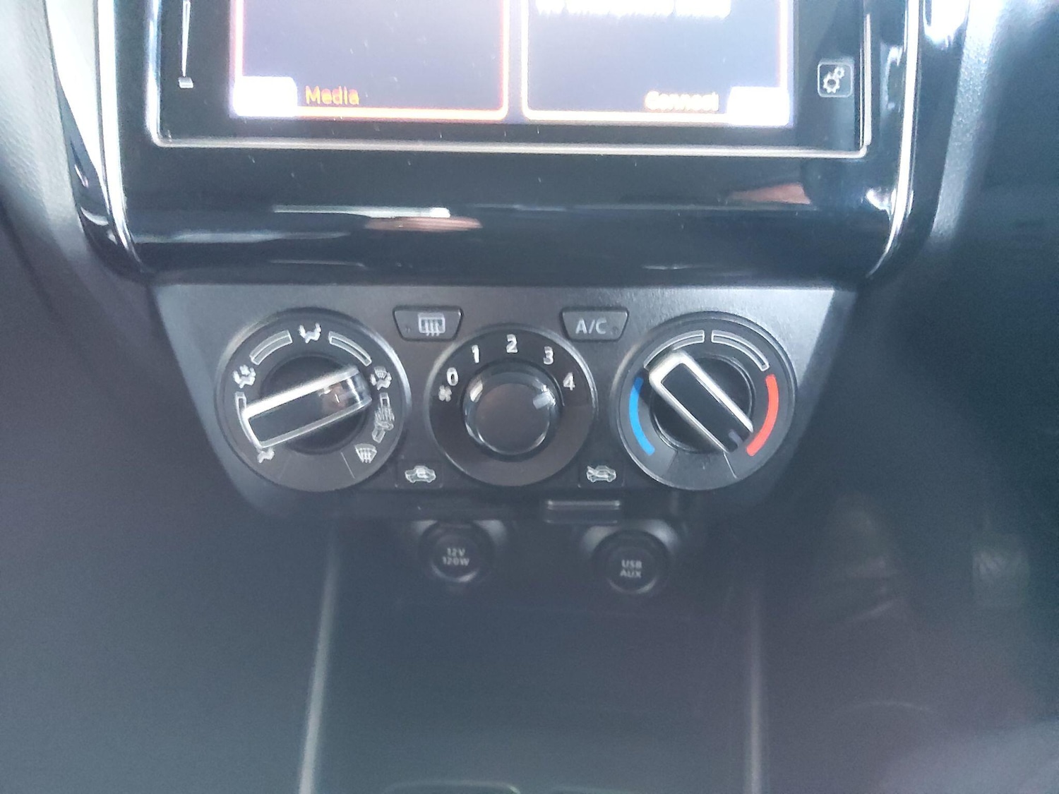 Used Suzuki Swift 2020 for sale - 77575093: Photo 24