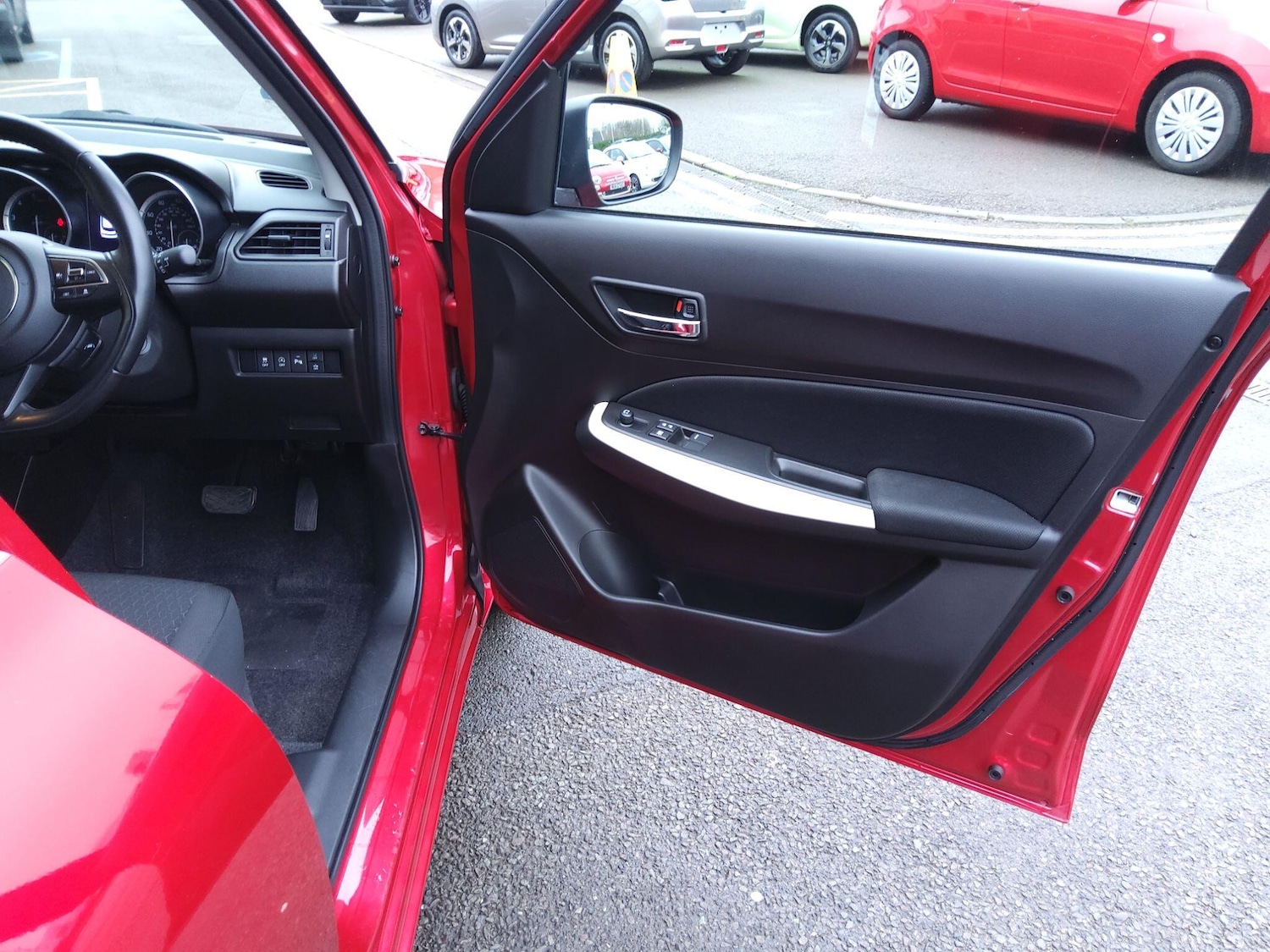 Used Suzuki Swift 2021 for sale - 77190580: Photo 19