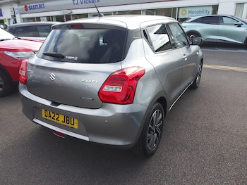 Used Suzuki Swift 2022 for sale - 79278806: Photo