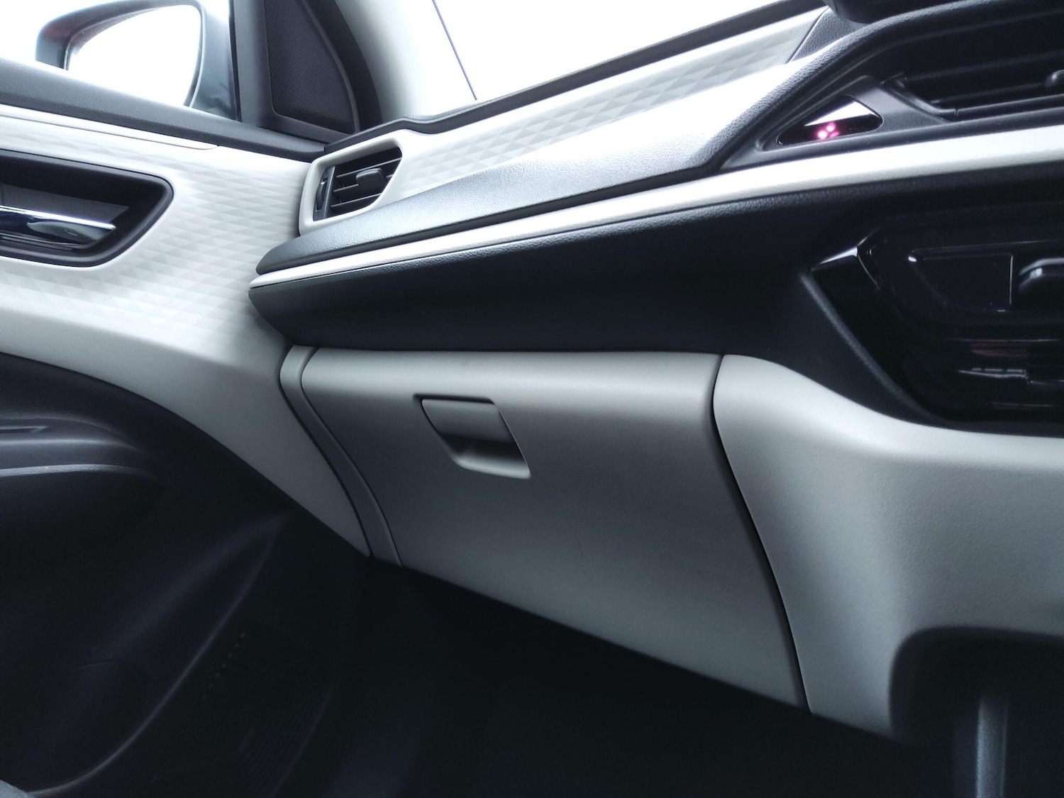 Used Suzuki Swift 2024 for sale - 77190381: Photo 39