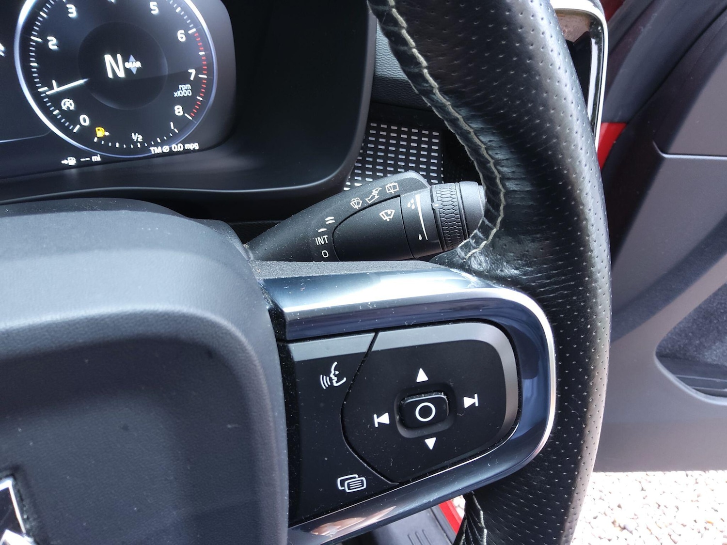 Used Volvo XC40 2018 for sale - 77143970: Photo 55