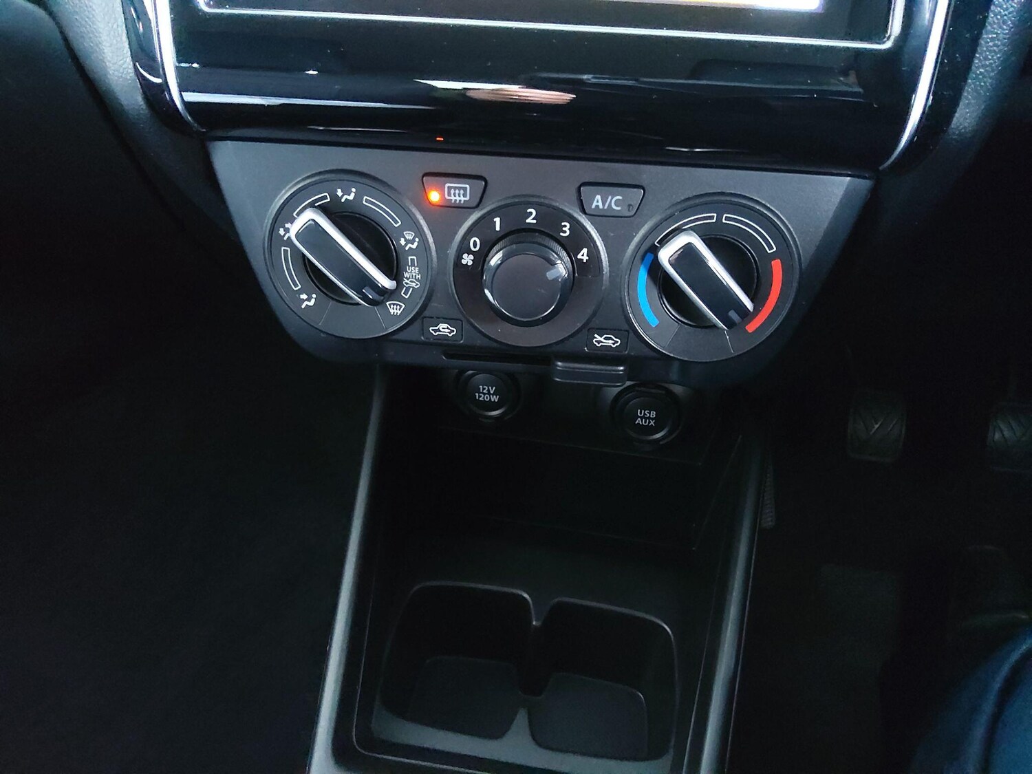 Used Suzuki Swift 2023 for sale - 77191506: Photo 11