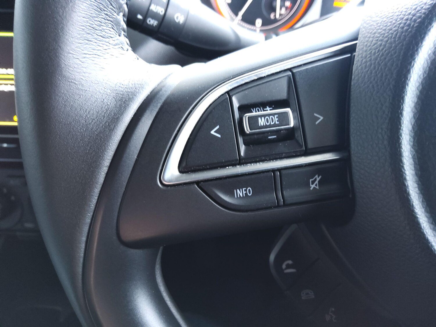 Used Suzuki Swift 2023 for sale - 77191506: Photo 14