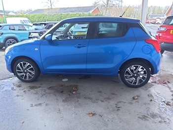 Used Suzuki Swift 2023 for sale - 77191506: Photo