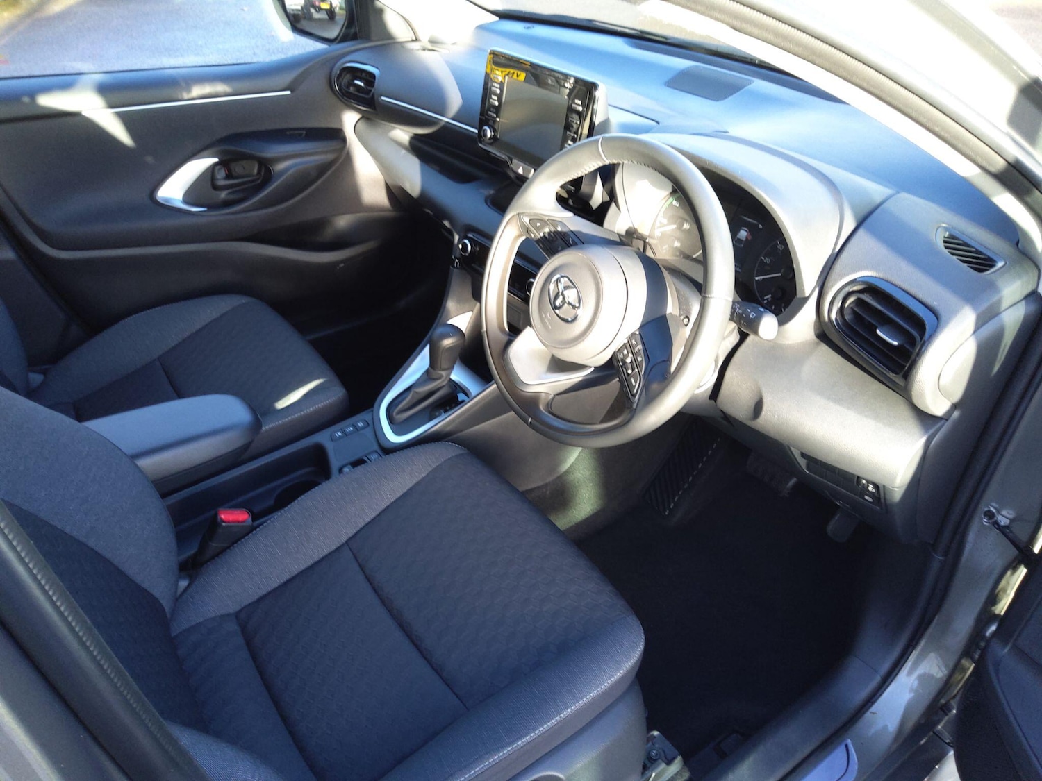 Used Toyota Yaris 2023 for sale - 77537837: Photo 9