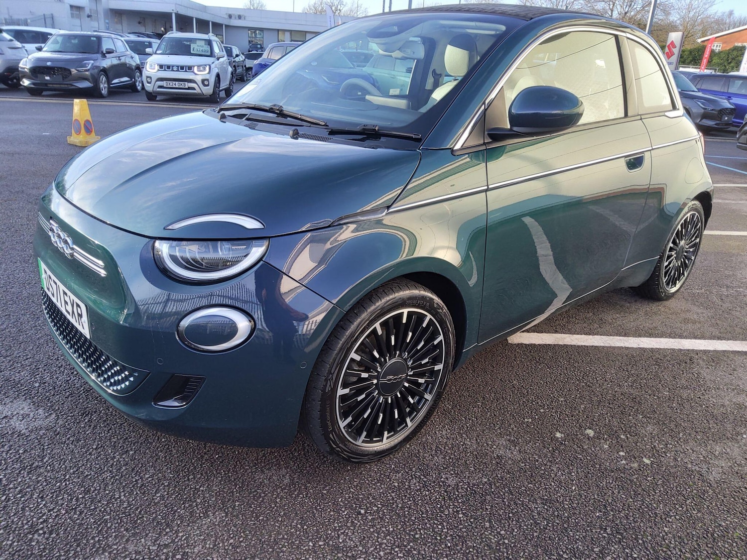 Used Fiat 500 2021 for sale - 77190717: Photo 4