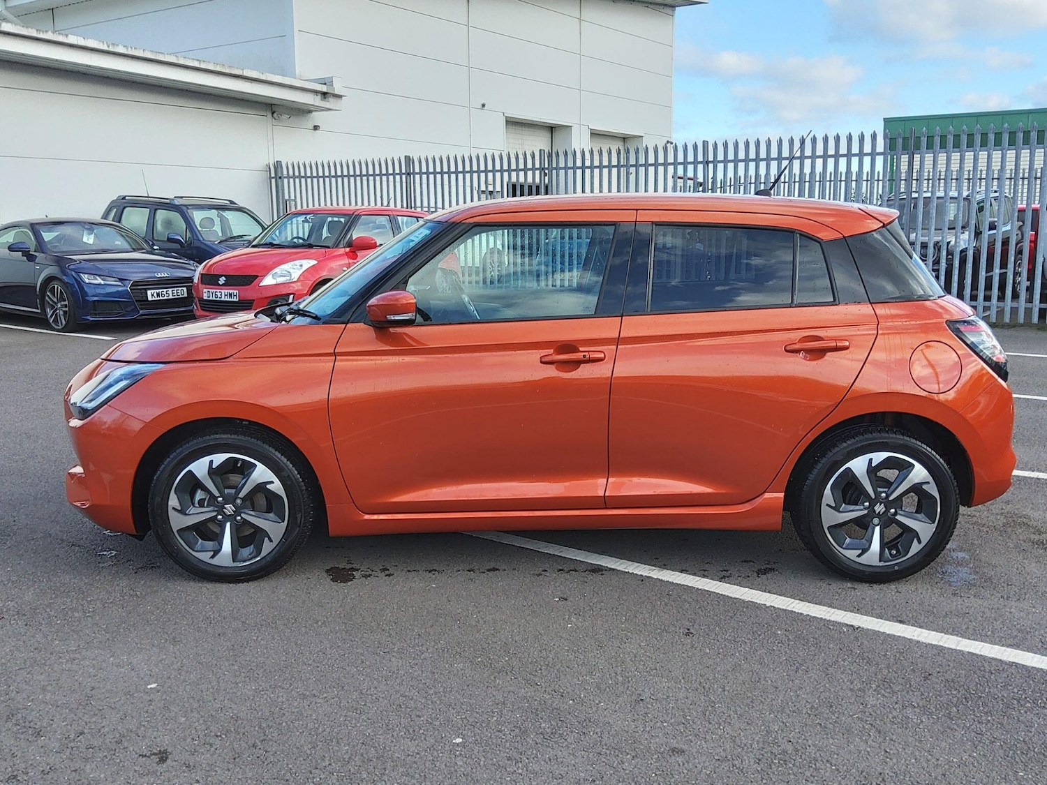 Used Suzuki Swift 2025 for sale - 77230052: Photo 7