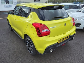 Used Suzuki Swift 2024 for sale - 78675563: Photo