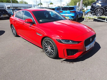 Used Jaguar XE 2020 for sale - 78675811: Photo