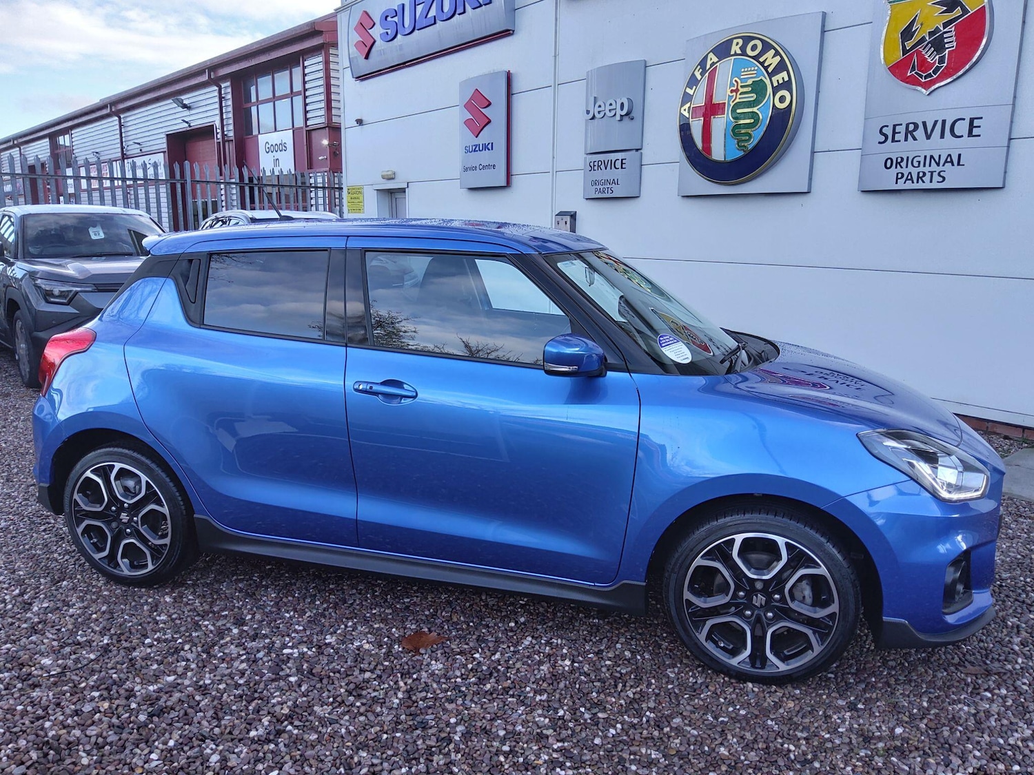 Used Suzuki Swift 2024 for sale - 77191125: Photo 14