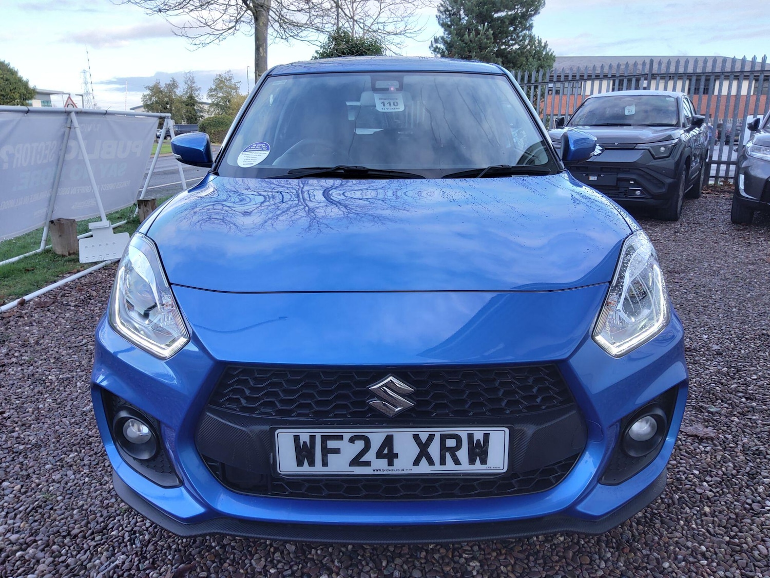 Used Suzuki Swift 2024 for sale - 77191125: Photo 2