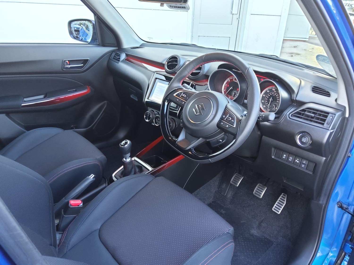 Used Suzuki Swift 2024 for sale - 77191125: Photo 23