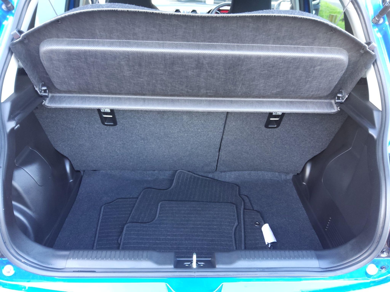 Used Suzuki Swift 2024 for sale - 77191125: Photo 36