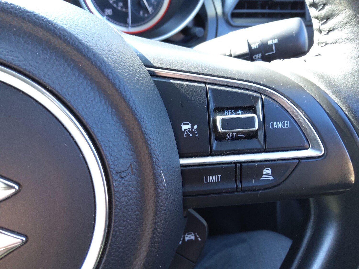 Used Suzuki Swift 2023 for sale - 78019906: Photo 11