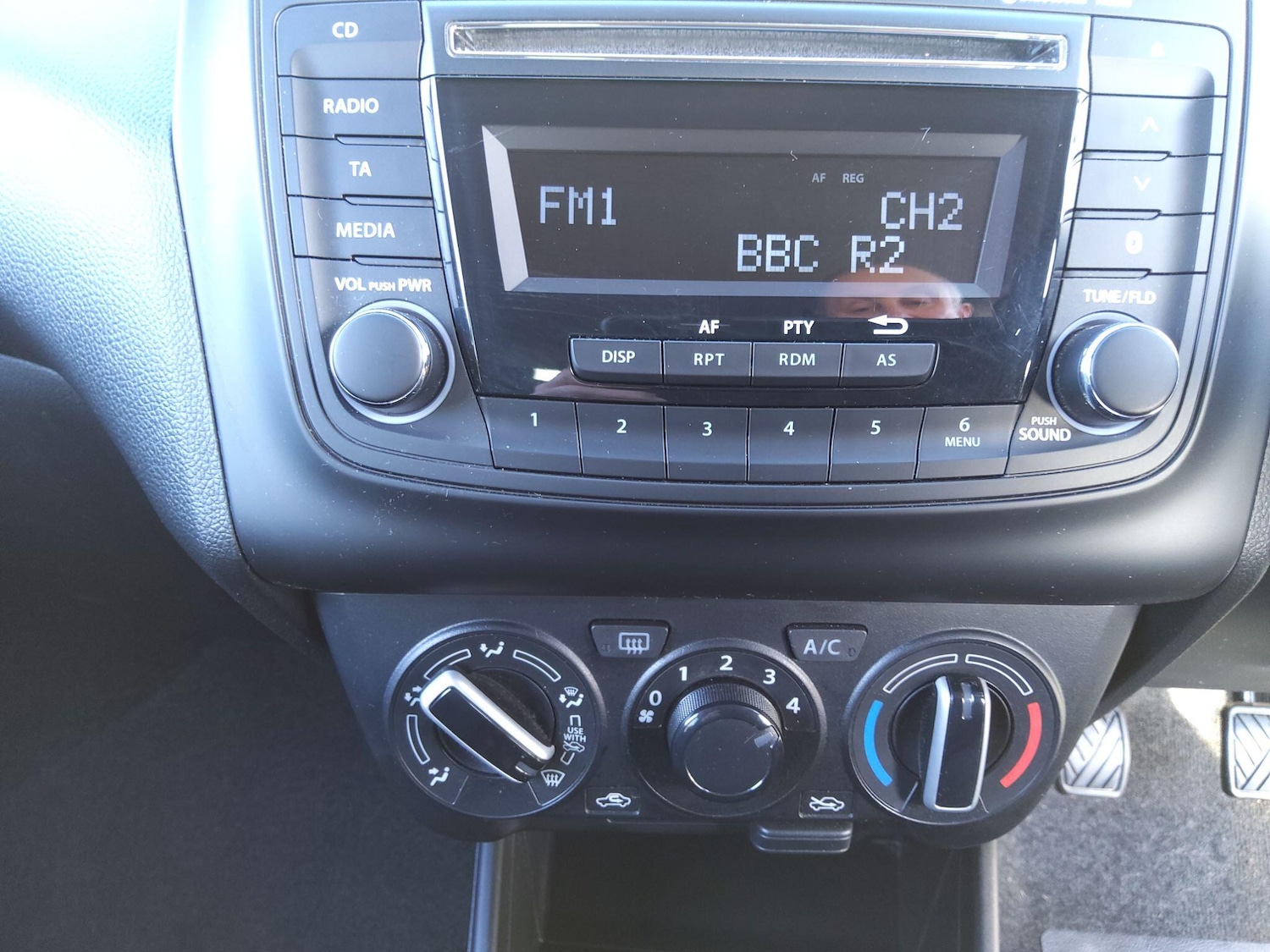 Used Suzuki Swift 2022 for sale - 77646320: Photo 21