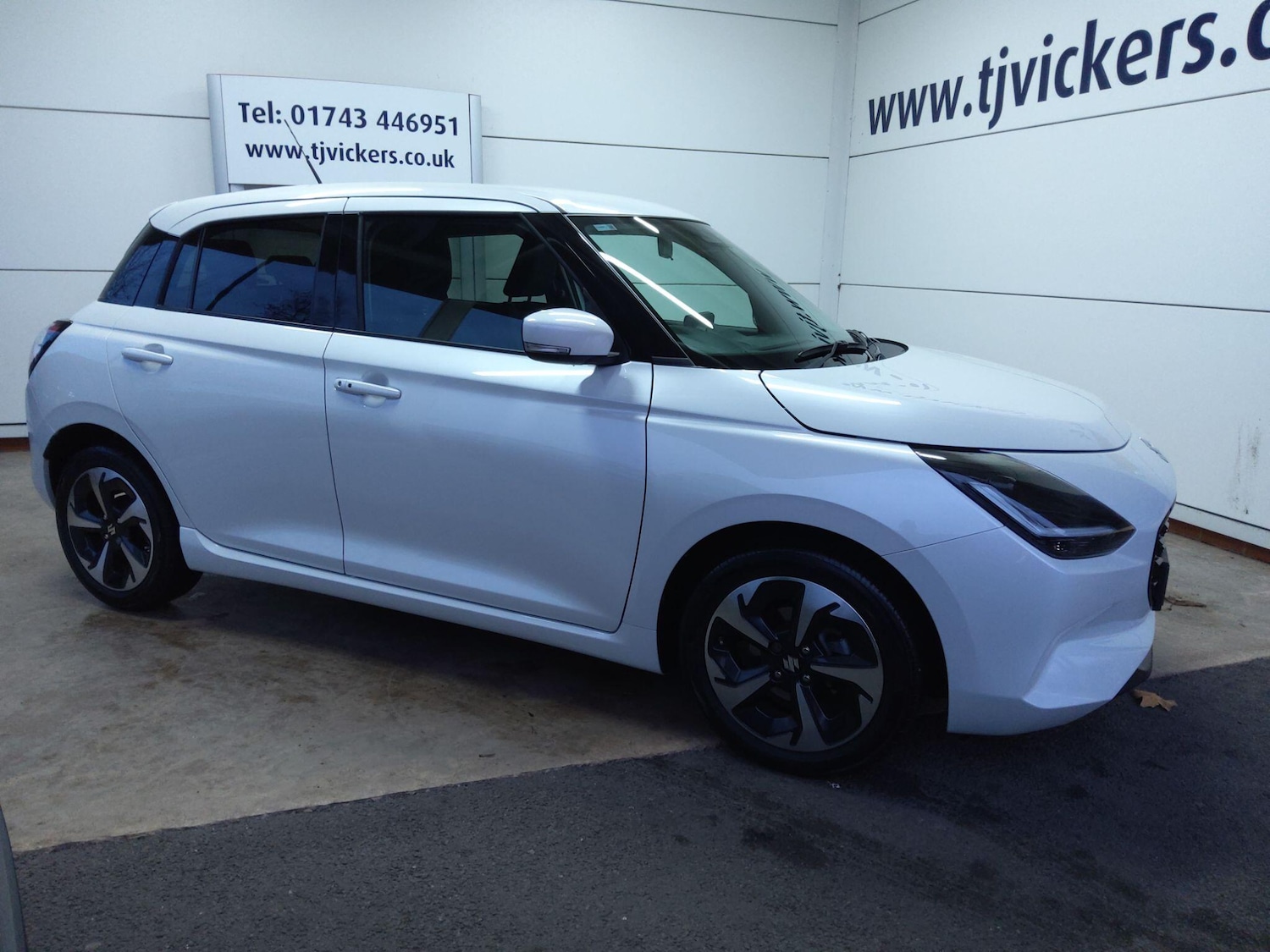 Used Suzuki Swift 2025 for sale - 77192022: Photo 2