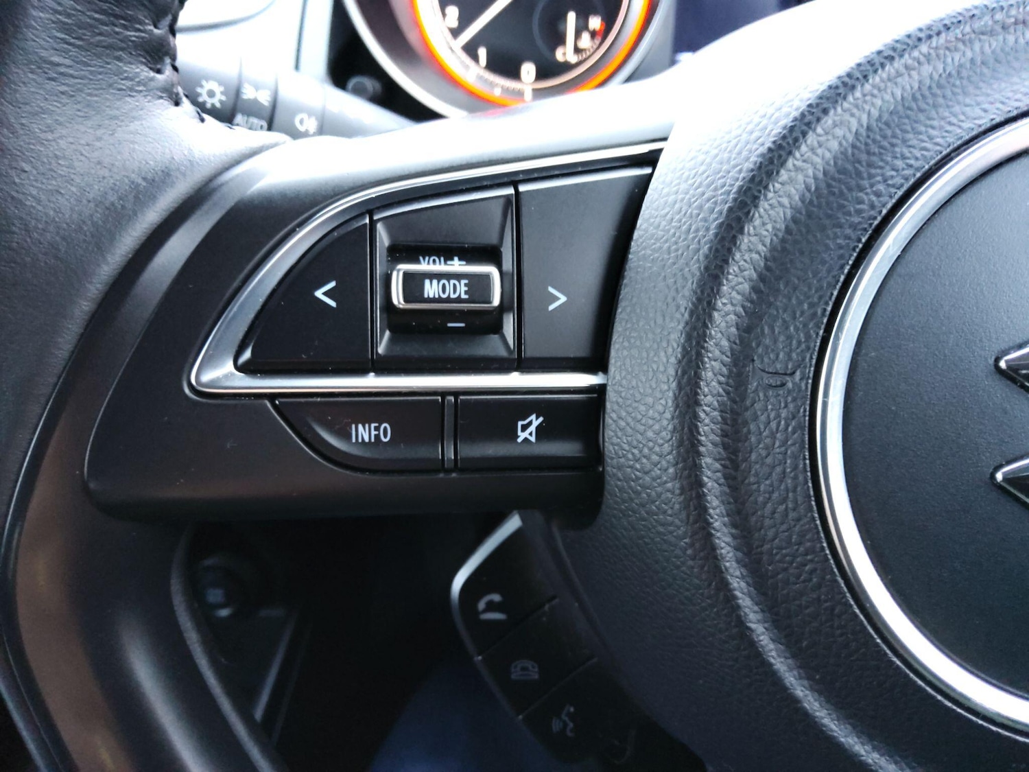 Used Suzuki Swift 2022 for sale - 77279009: Photo 17