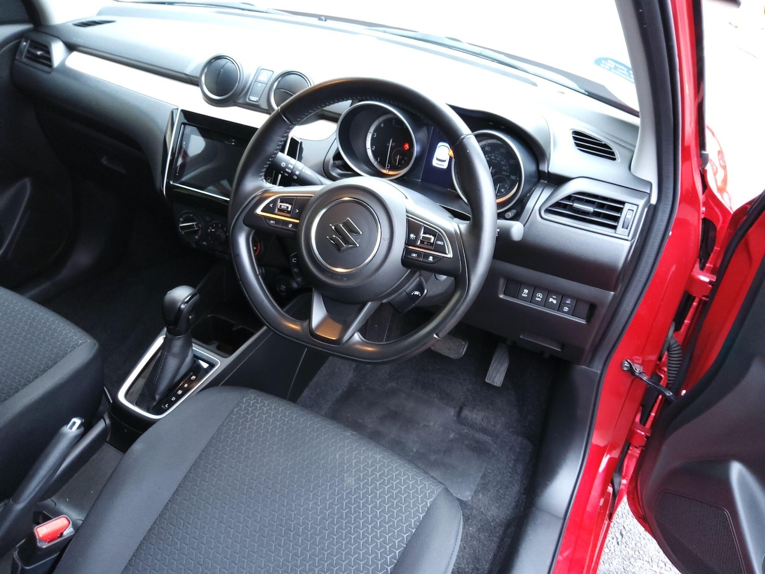 Used Suzuki Swift 2021 for sale - 77143583: Photo 18