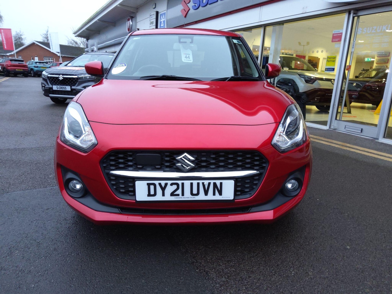 Used Suzuki Swift 2021 for sale - 77143583: Photo 2