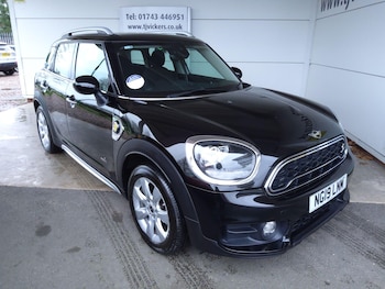 (19) - 1.5 7.6kWh Cooper SE Auto ALL4 Euro 6 (s/s) 5dr
