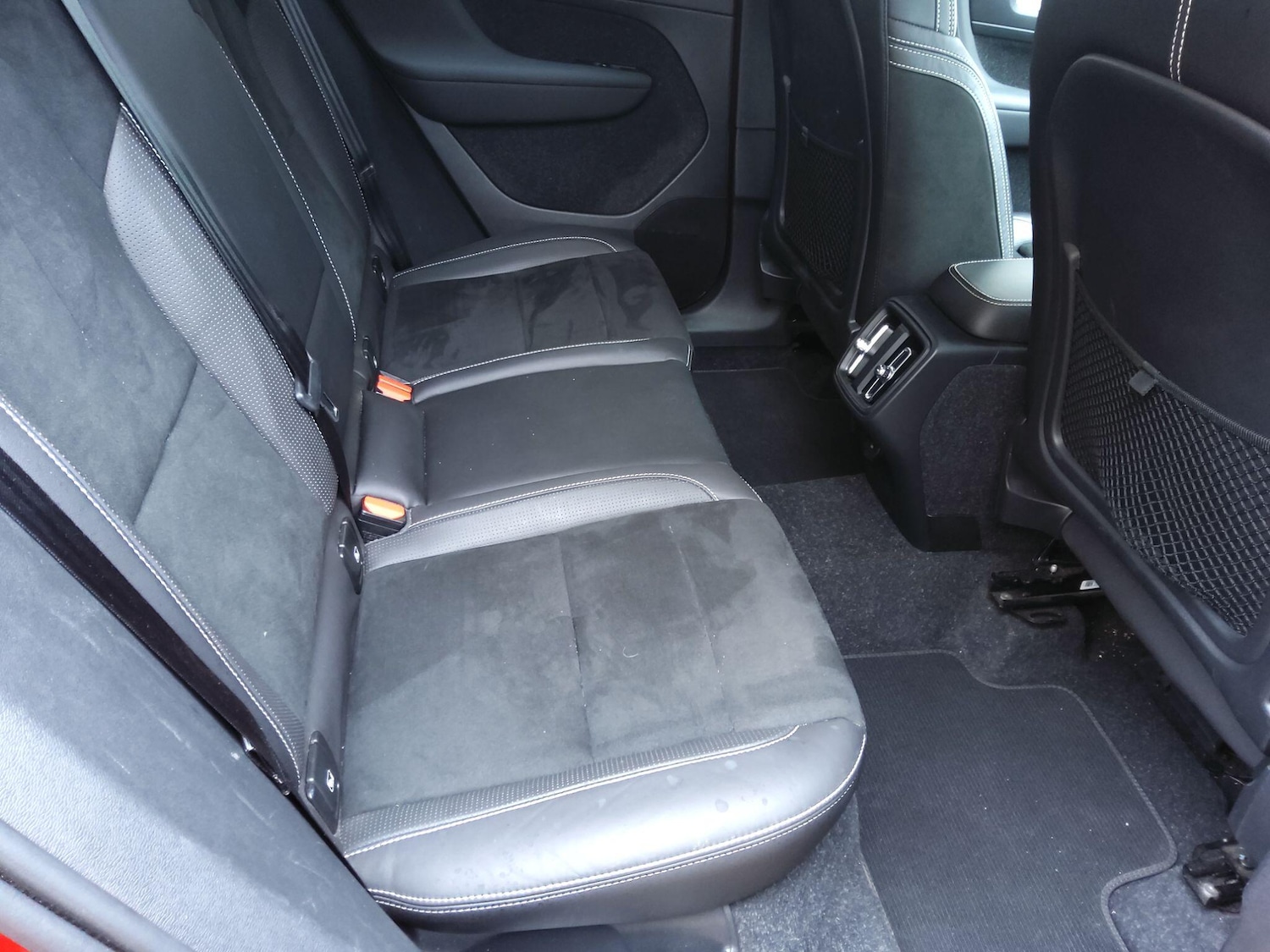 Used Volvo XC40 2018 for sale - 77190872: Photo 40