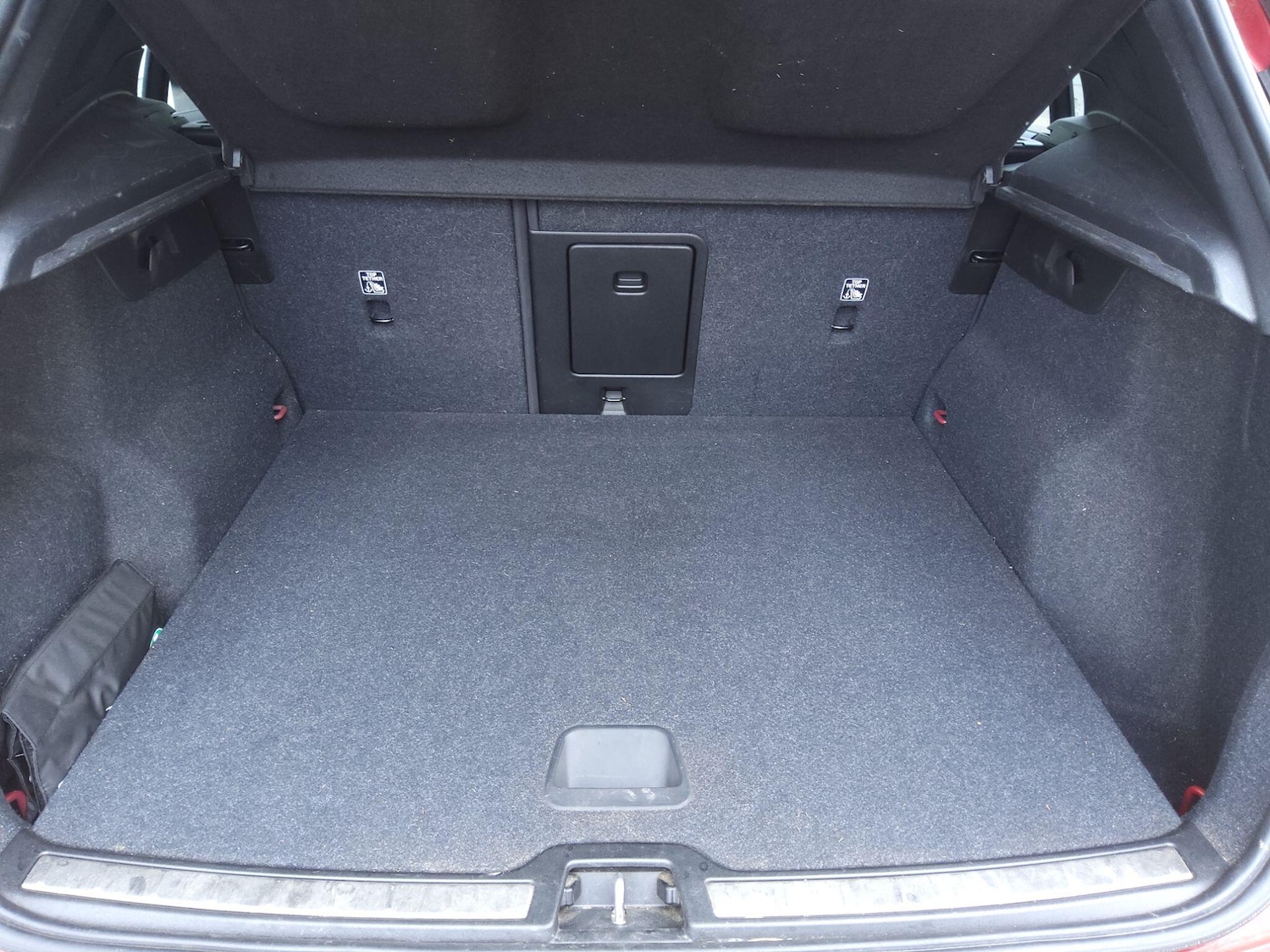 Used Volvo XC40 2018 for sale - 77190872: Photo 41