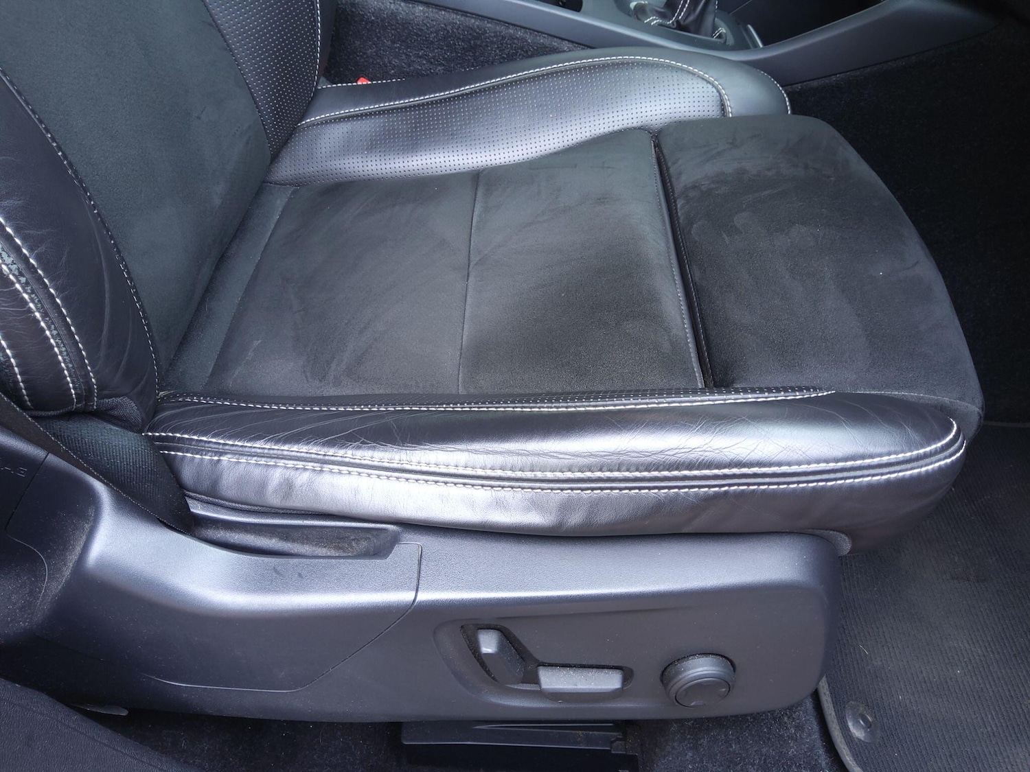 Used Volvo XC40 2018 for sale - 77190872: Photo 50