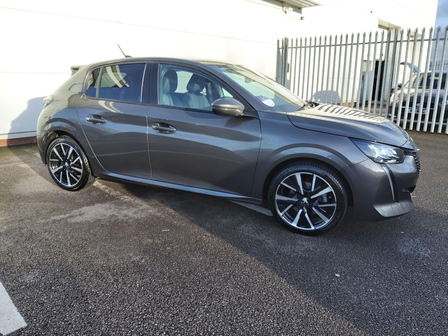 Used Peugeot 208 2020 for sale - 77144015: Photo 1