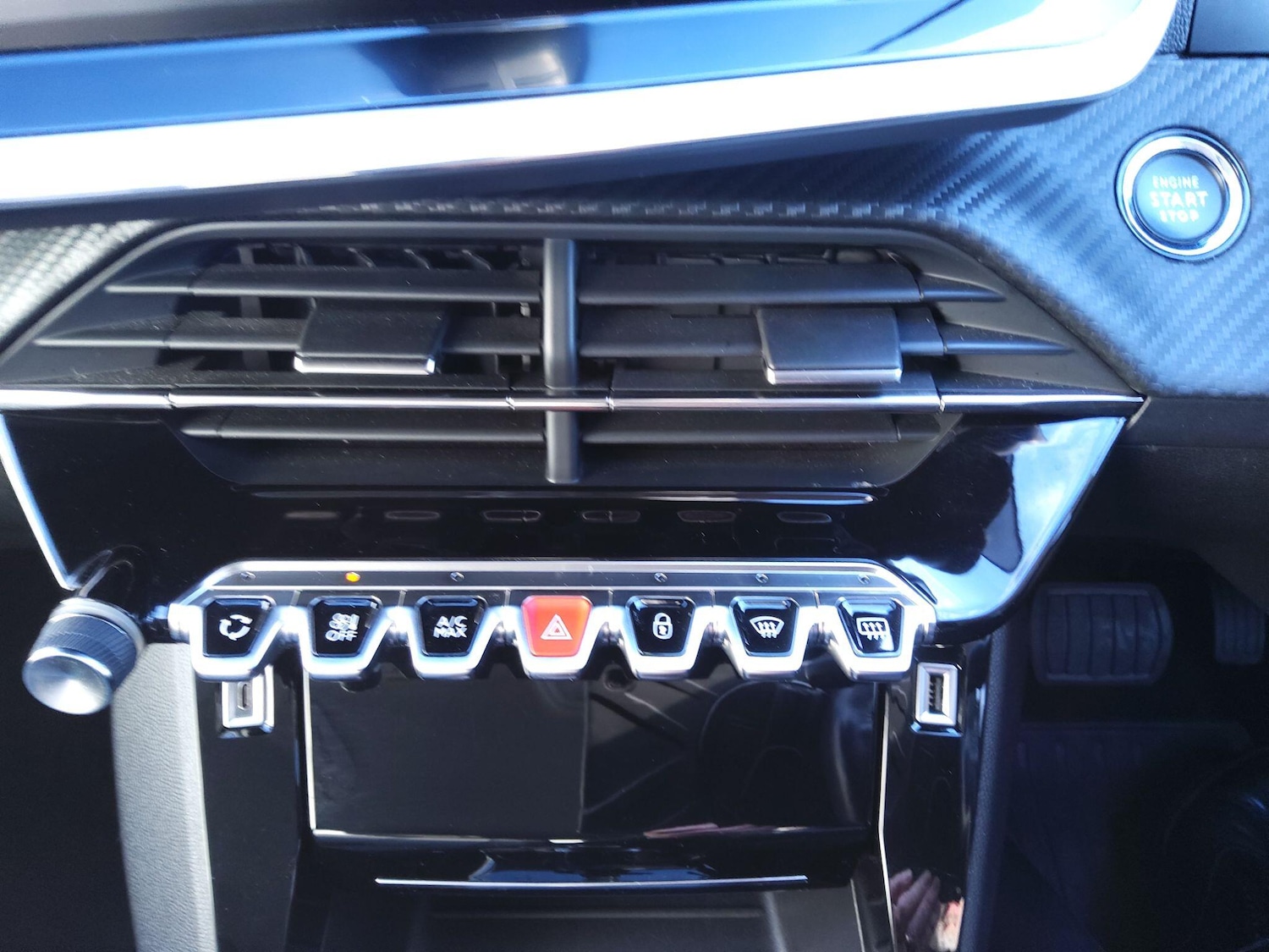 Used Peugeot 208 2020 for sale - 77144015: Photo 24