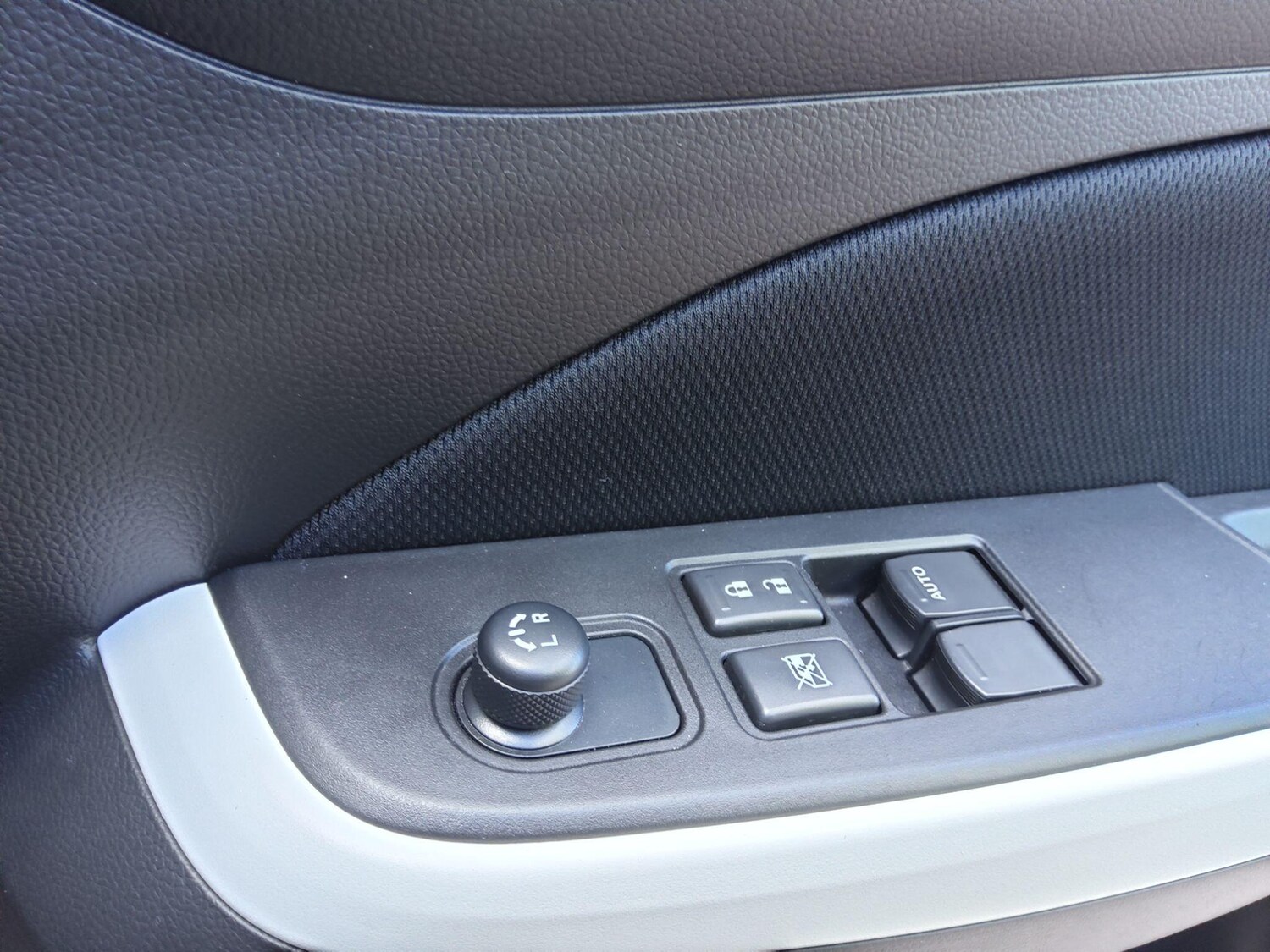 Used Suzuki Swift 2022 for sale - 77478601: Photo 32