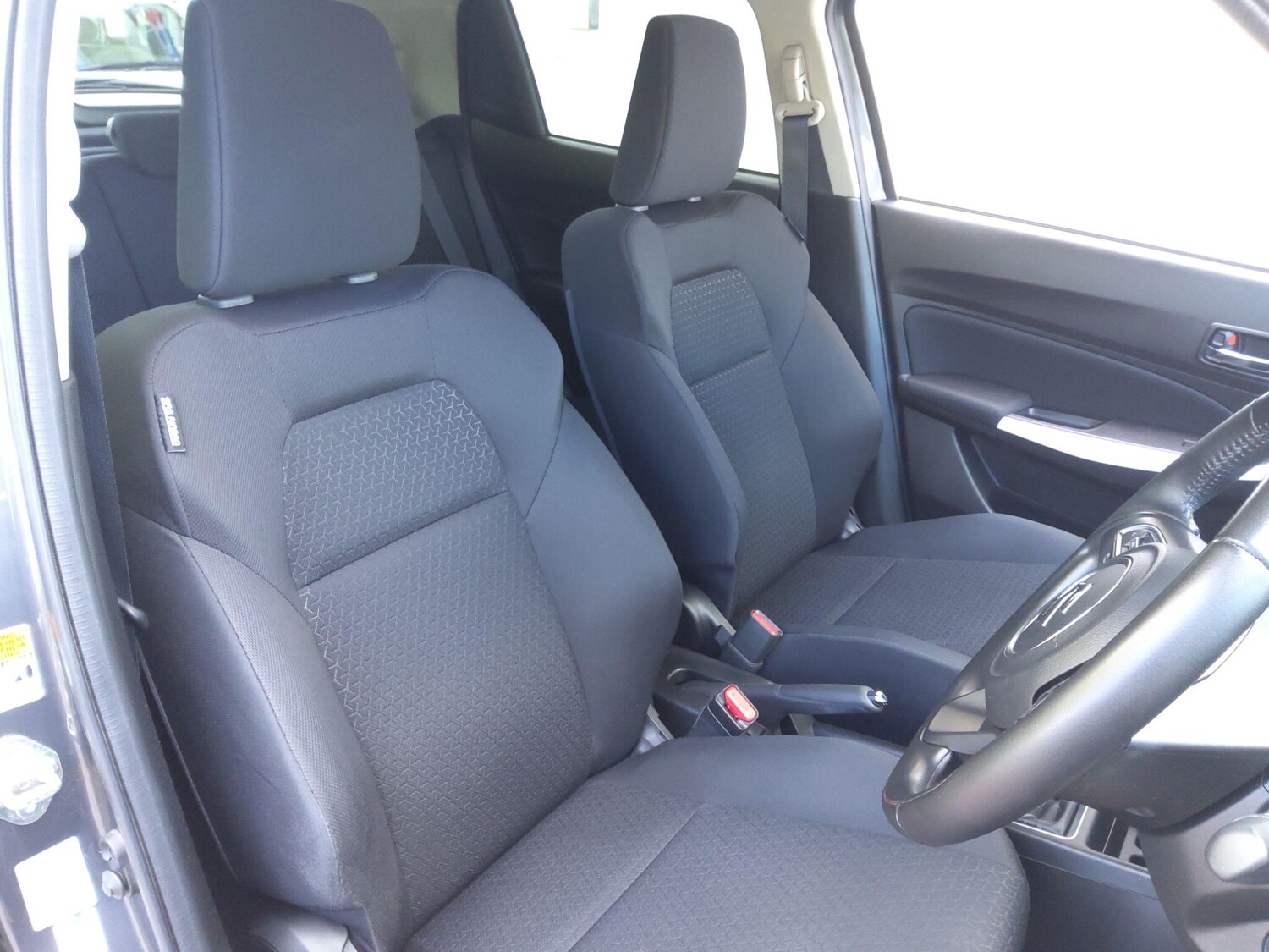 Used Suzuki Swift 2022 for sale - 77478601: Photo 39