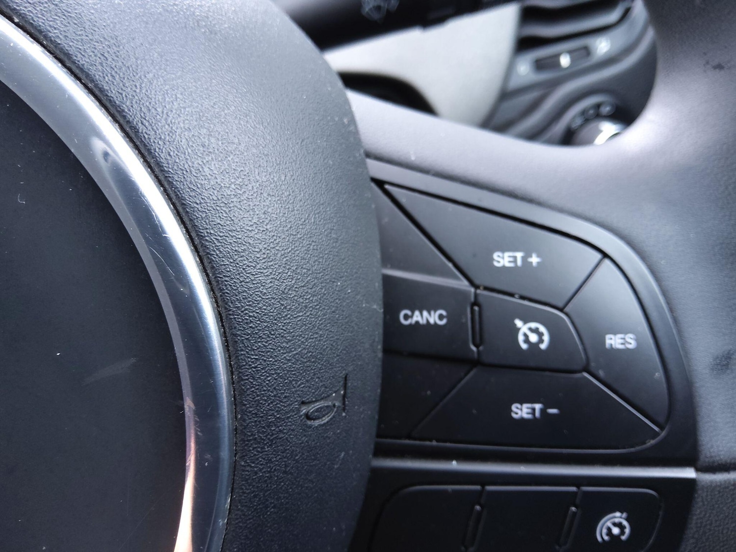 Used Fiat 500X 2015 for sale - 77144088: Photo 9