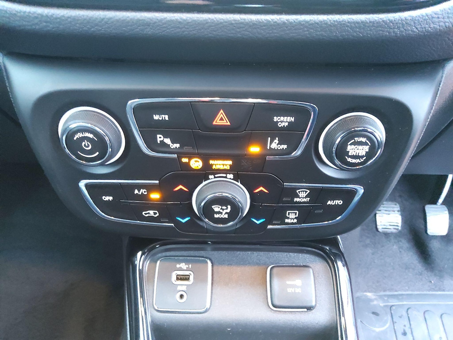 Used Jeep Compass 2021 for sale - 77143604: Photo 33