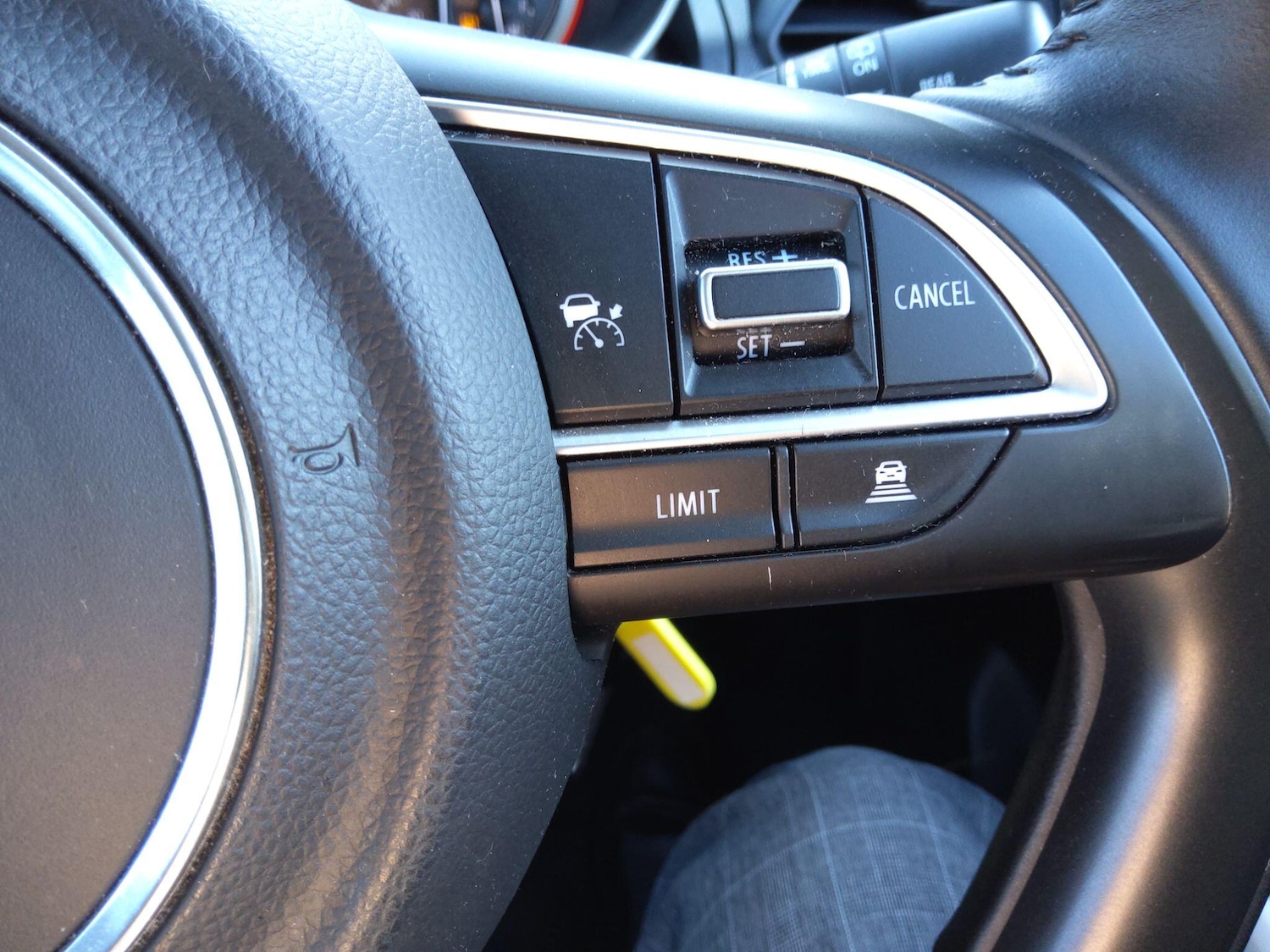 Used Suzuki Swift 2021 for sale - 77957513: Photo 9