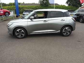 Used Suzuki Swift 2024 for sale - 78891632: Photo