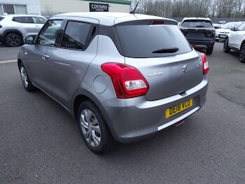 Used Suzuki Swift 2018 for sale - 77768438: Photo