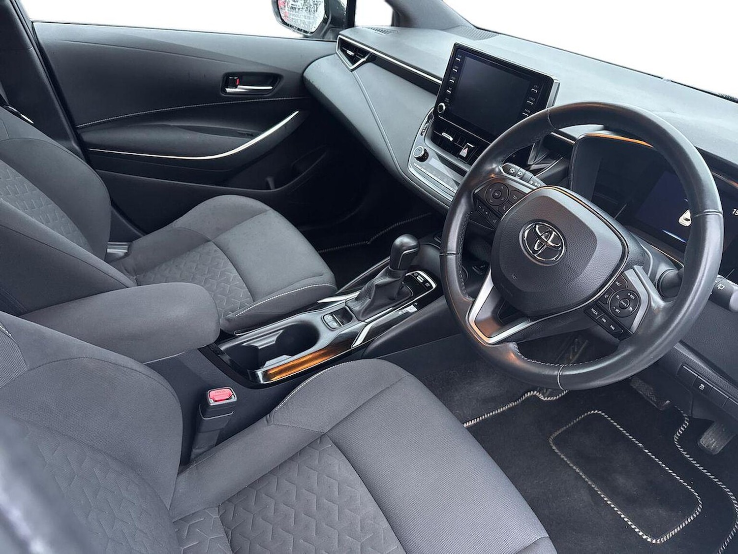 Used Toyota Corolla 2019 for sale - 76570953: Photo 15