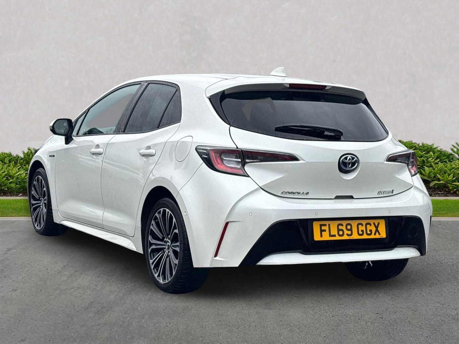 Used Toyota Corolla 2019 for sale - 76570953: Photo 2