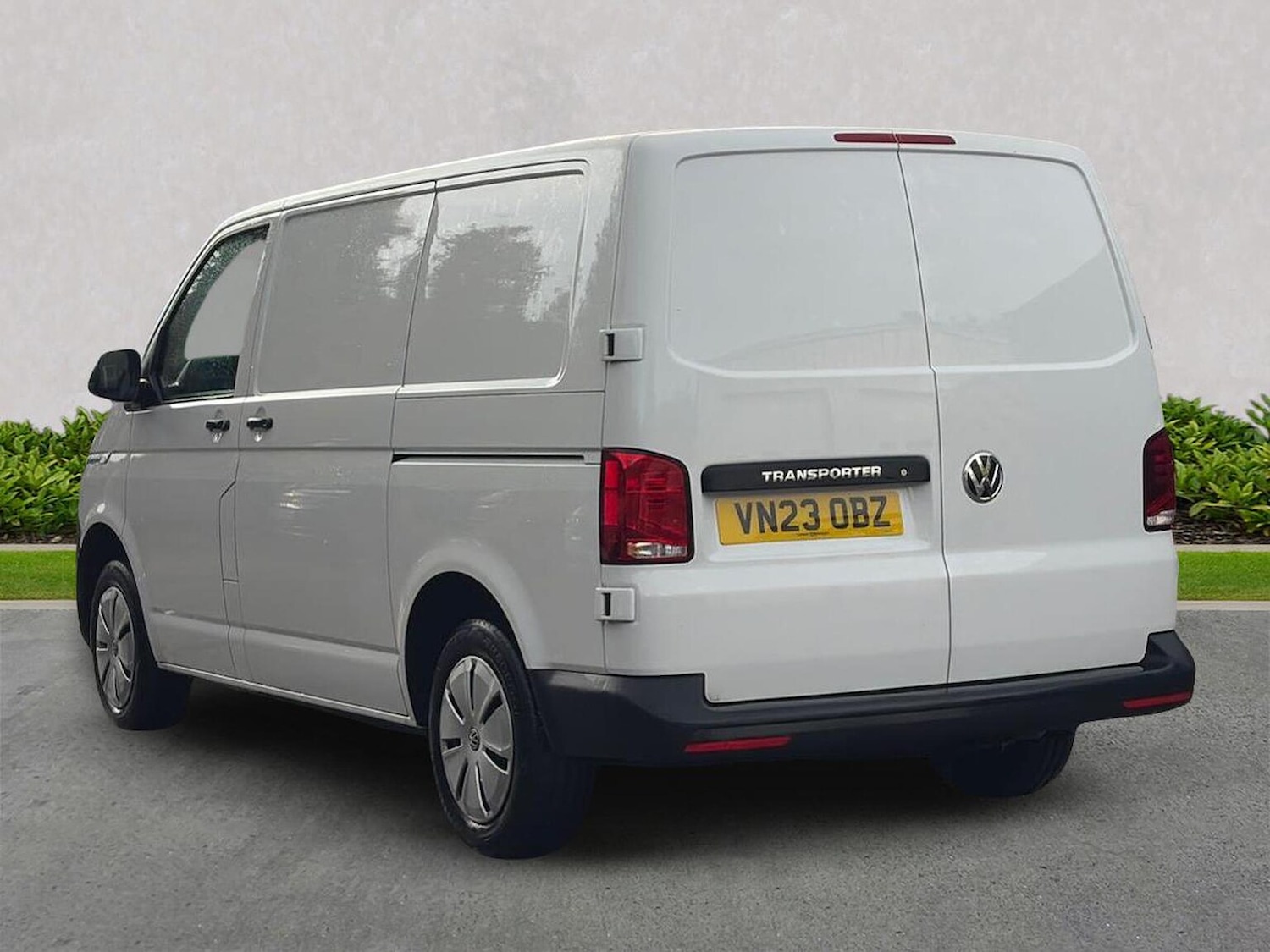 Used Volkswagen Transporter 2023 for sale - 77488157: Photo 2