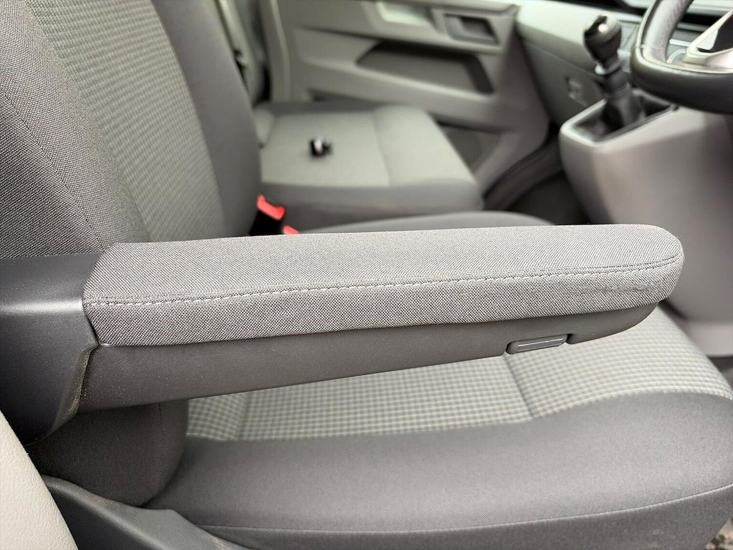 Used Volkswagen Transporter 2023 for sale - 77488157: Photo 42