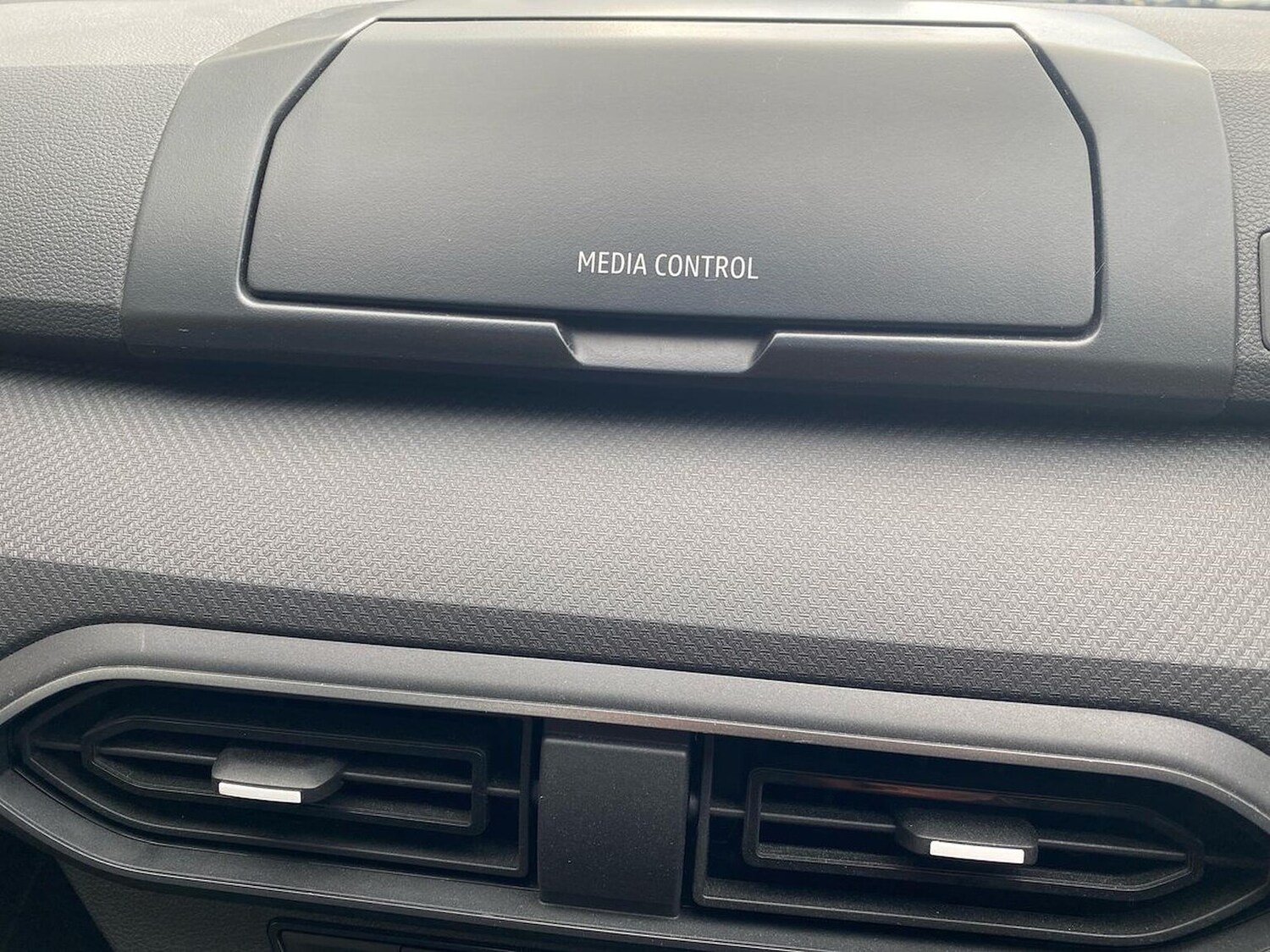 Used Dacia Sandero 2023 for sale - 76149488: Photo 11