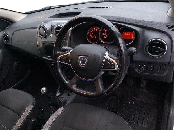 Used Dacia Sandero Stepway 2020 for sale - 76268359: Photo 15