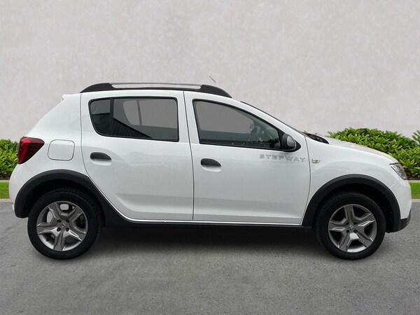 Used Dacia Sandero Stepway 2020 for sale - 76268359: Photo 3