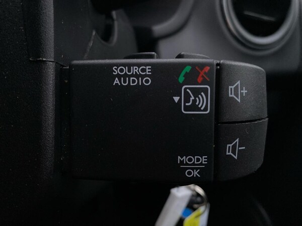 Used Dacia Sandero Stepway 2020 for sale - 76268359: Photo 43
