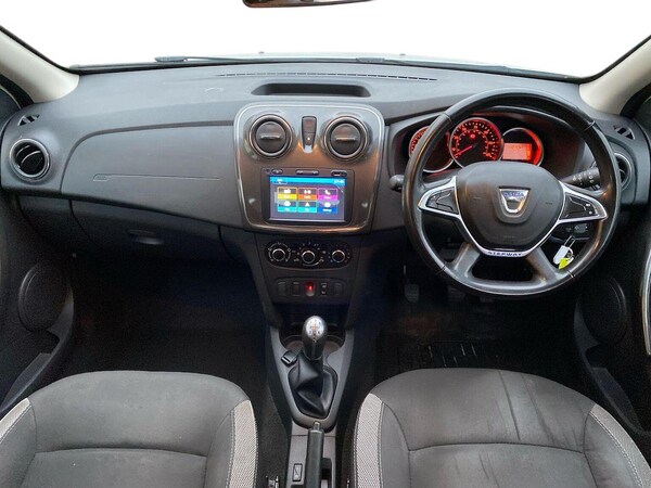 Used Dacia Sandero Stepway 2020 for sale - 76268359: Photo 8